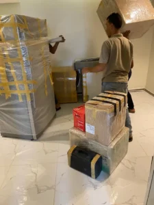 تغليف الثلاجه بالنايلون الاصق 